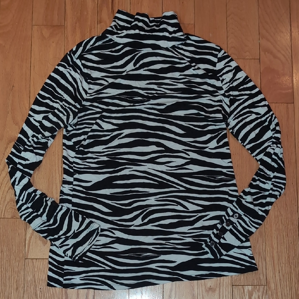 Cable & Gauge Black and White Zebra Print Top